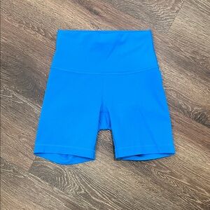 Lululemon Wunder Train 6-inch blue shorts - 4